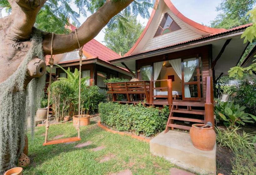 디럭스 룸, Baan Duangkaew Resort