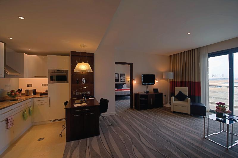 Люкс Кровать Кинг, Staybridge Suites Yas Island Abu Dhabi, An Ihg