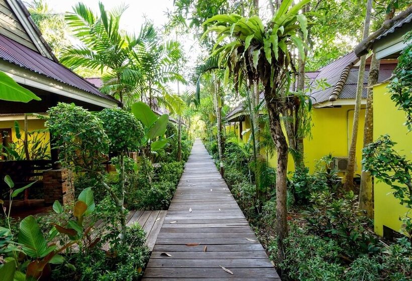 Номер Стандарт Вид на Сад, Sunda Resort