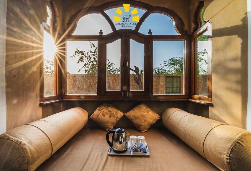 Deluxe Szoba, Golden Haveli