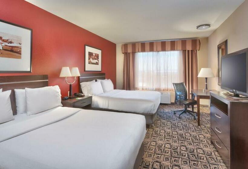 Номер Executive, Holiday Inn Hotel & Suites Salt Lake City Airport West By Ihg