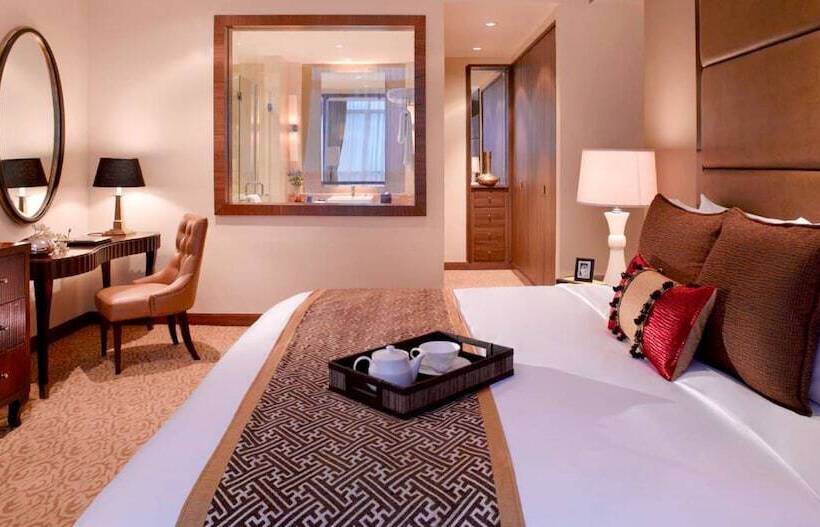 Апартаменты Deluxe 2 Спальни, Oakwood Premier Cozmo Jakarta