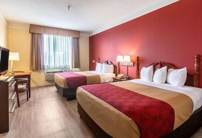Номер Стандарт Адаптированный для Инвалидов, Econo Lodge  Inn & Suites