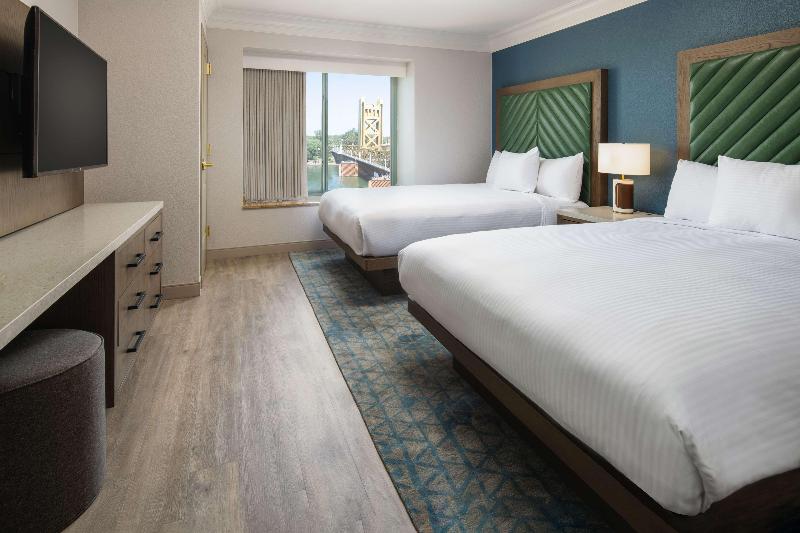 강 전망 스위트, Embassy Suites By Hilton Sacramento Riverfront Promenade