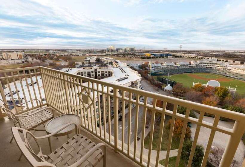 스위트 킹사이즈 침대, Embassy Suites By Hilton Sacramento Riverfront Promenade