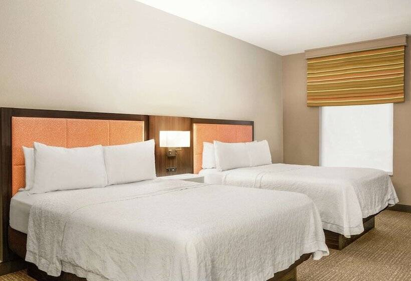 스탠다드 스튜디오, Hampton Inn Athens