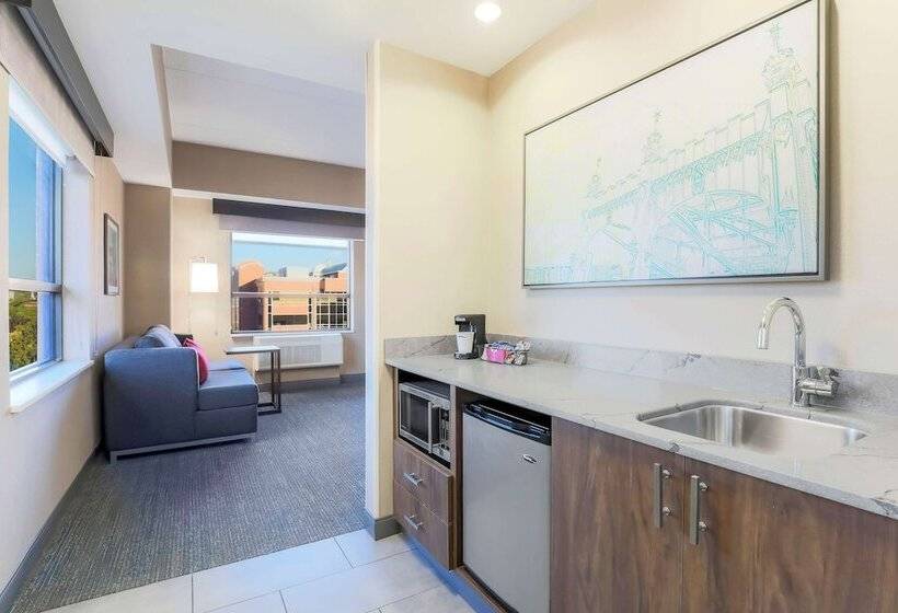 חדר סטודיו סטנדרד, Hampton Inn & Suites Pittsburgh Downtown