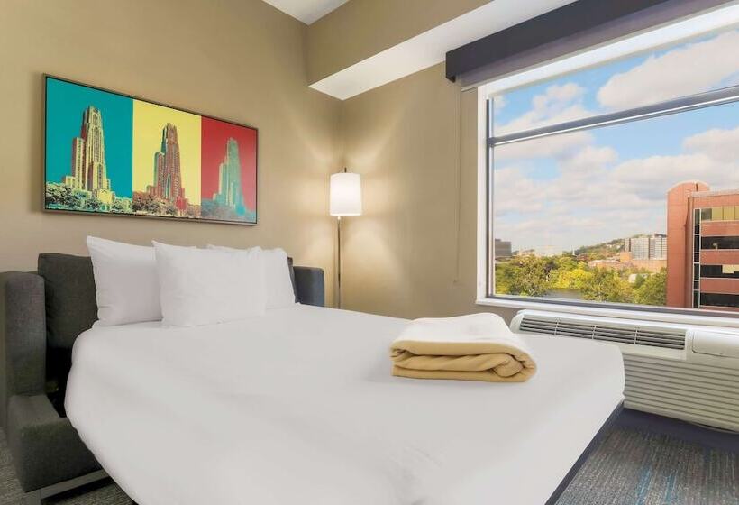 Студия Стандарт Двуспальная Кровать, Hampton Inn & Suites Pittsburgh Downtown
