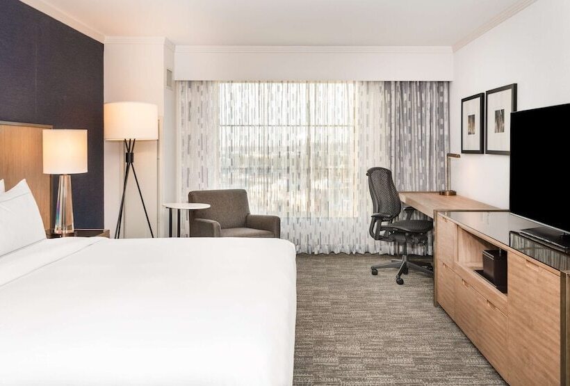 이그제큐티브 룸, Hilton Columbus/polaris