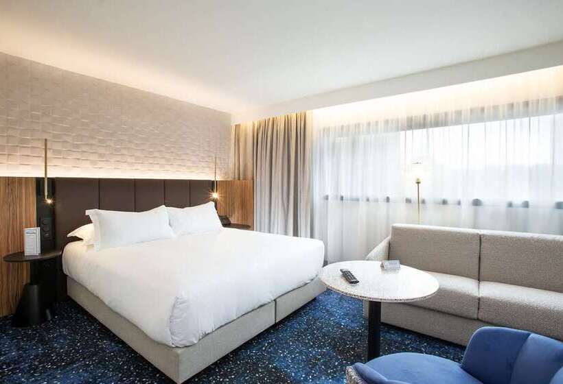 스탠다드 룸 킹사이즈 침대, Hilton Columbus/polaris