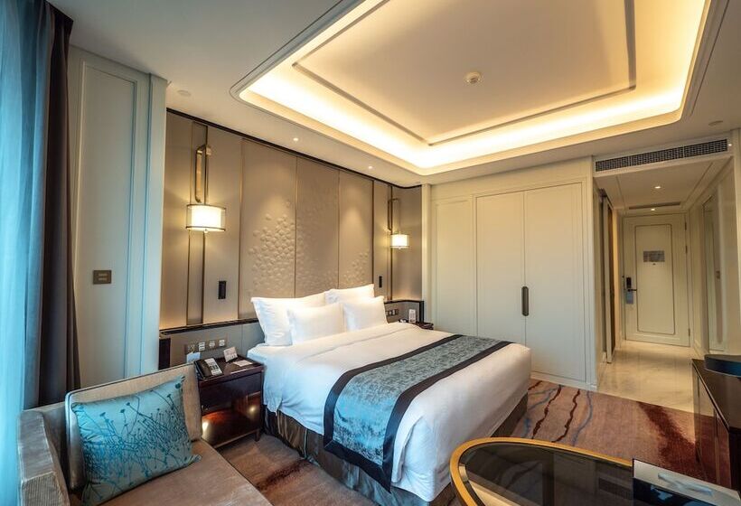 Номер Deluxe Вид на Город, Wyndham Qingdao