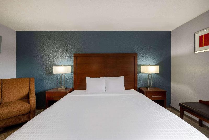 Студио Стандарт Кровать Кинг, Hampton Inn & Suites Gainesvilledowntown