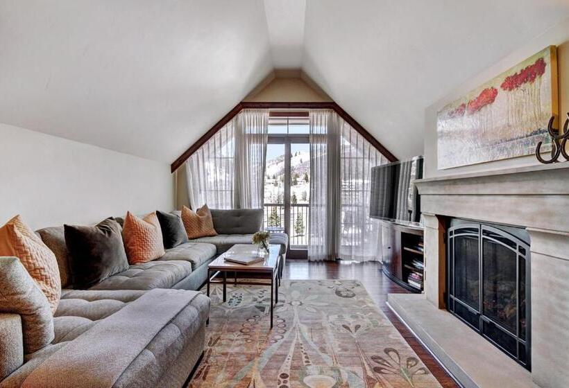 Апартаменты 4 Спальни, The Vail Collection At The Ritz Carlton Residences Vail