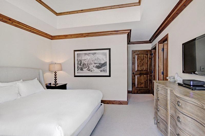 Номер Стандарт, The Vail Collection At The Ritz Carlton Residences Vail