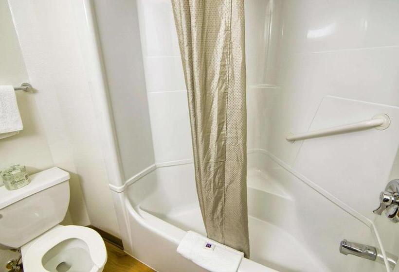 Номер Стандарт, Motel 6 Portsmouth, Nh