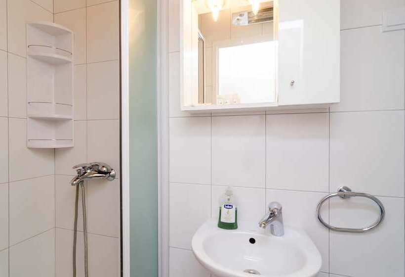 Escritório Clássico, Apartments Zore Glavinić
