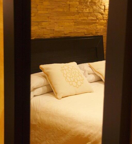 Четырехместный Номер Стандарт, Hostal El 402