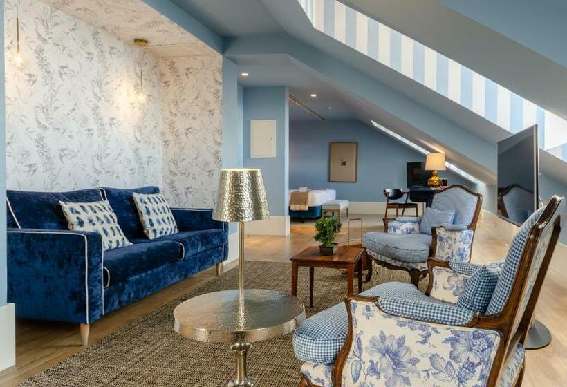 Suite, Lx Boutique