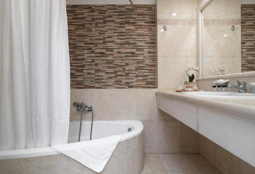 Апартаменты 2 Спальни, Plaza Pallas