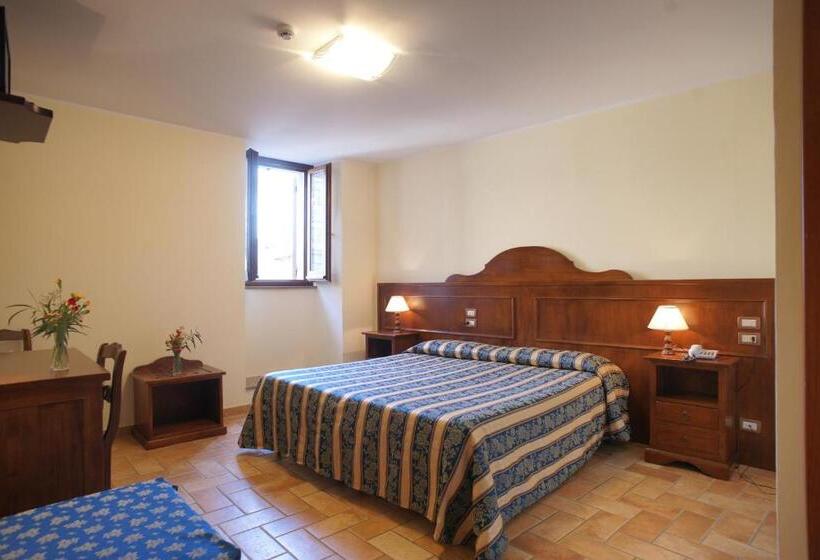Номер Стандарт, Albergo La Rocca