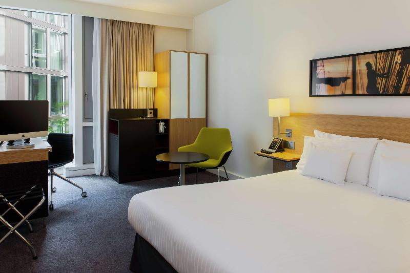Deluxe Room King Size Bed, Doubletree By Hilton  Amsterdam Centraal Station