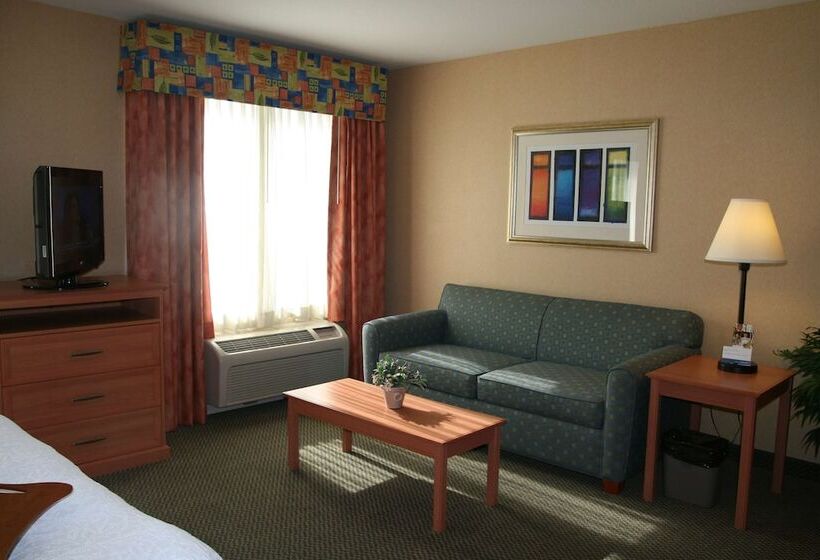 스위트, Hampton Inn & Suites Lathrop