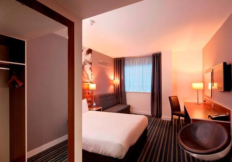 Номер Стандарт, Heeton Concept Hotel   City Centre Liverpool