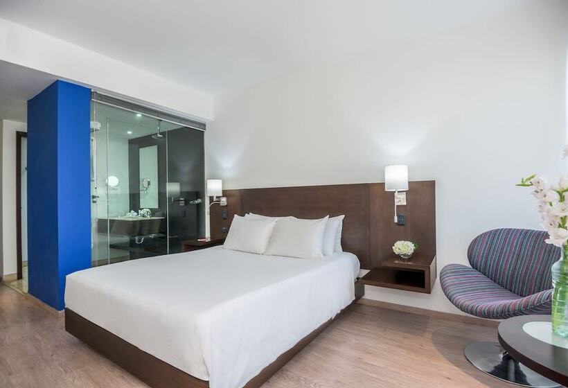 Номер Superior, NH Collection Royal Smartsuites