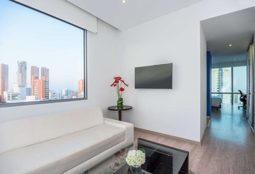 Полулюкс, NH Collection Royal Smartsuites