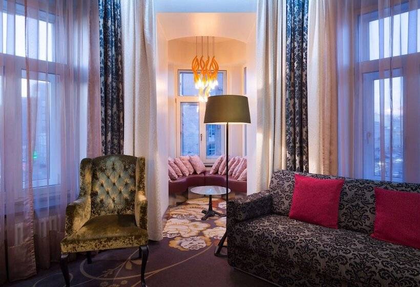سوییت, Radisson Sonya Hotel, St. Petersburg