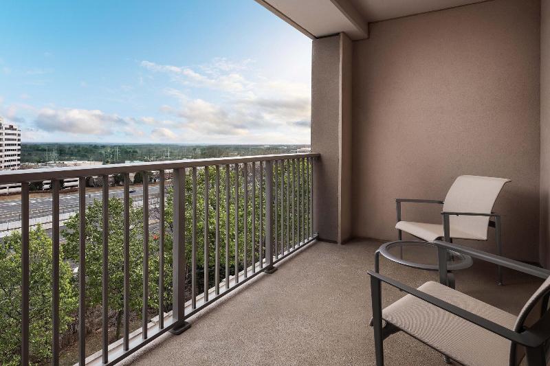 Люкс Executive Кровать Кинг, The Westin Reston Heights