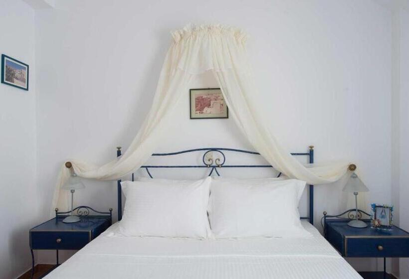 주니어 스위트, Kastro Suites