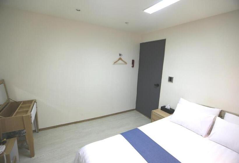 スタンダードルーム, Must Stay Hotel Myeongdong