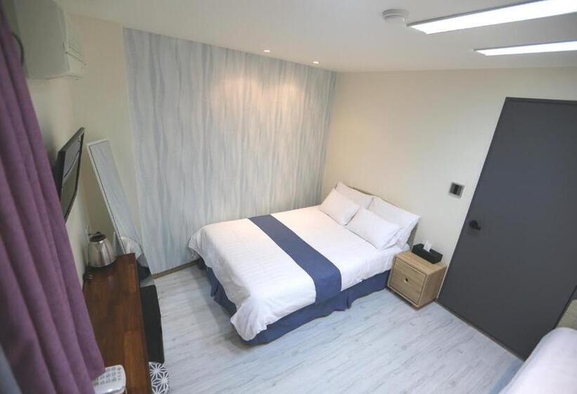 スタンダードトリプルルーム, Must Stay Hotel Myeongdong