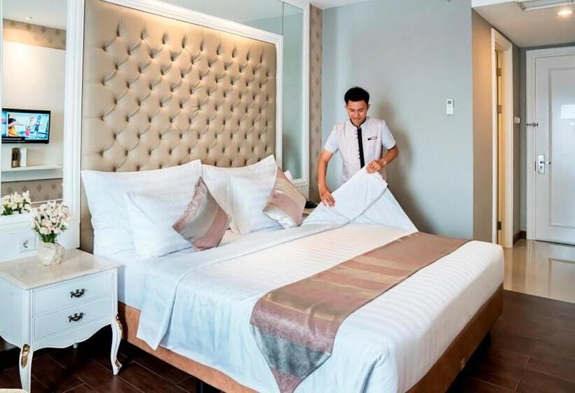 Номер Superior, Savero Hotel Depok