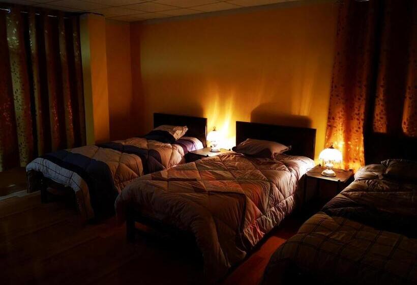 Номер Стандарт Трехместный, Hostel Las Gardenias Ayacucho