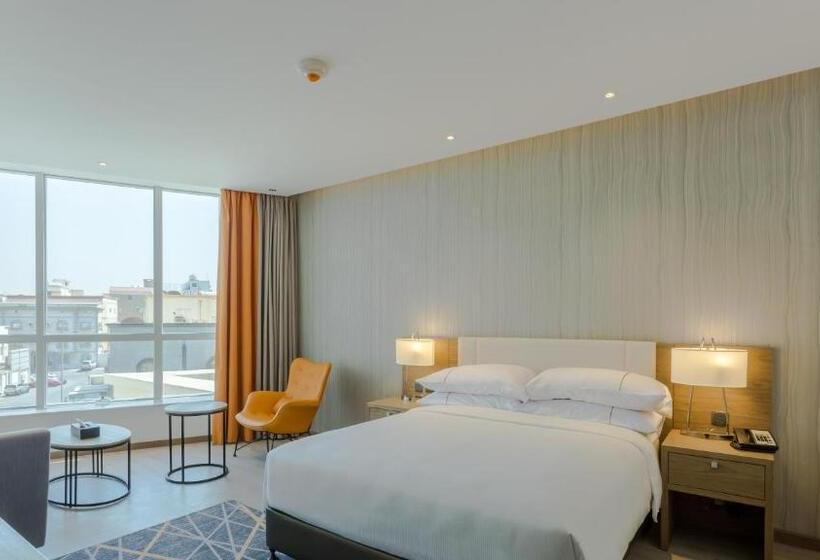 Номер Стандарт Кровать Кинг Адаптированный для Инвалидов, Clarion Hotel Jeddah Airport