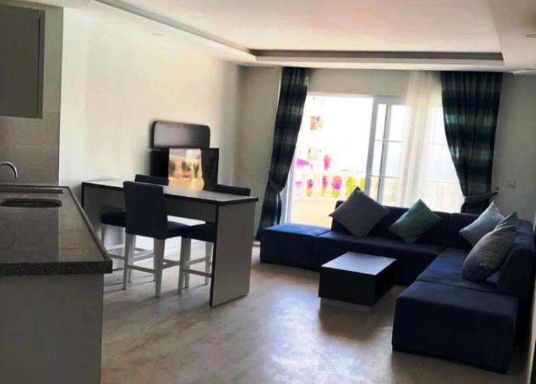 سوییت با چشم‌انداز دریا, Watercastle Suits