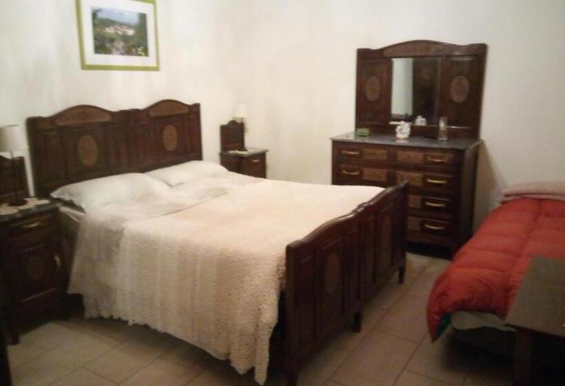 Номер Стандарт Трехместный, Azienda Agricola Cascina Monticone
