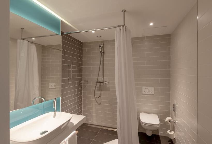 스위트, Holiday Inn Express & Suites   Potsdam, An Ihg