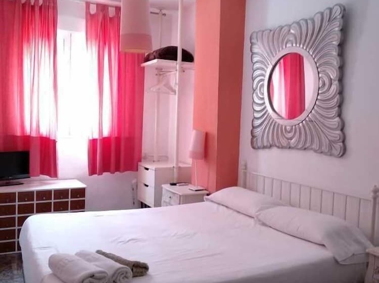 غرفة قياسية, Hostal El Cid
