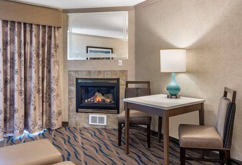 스위트, Elizabeth Oceanfront Suites, Ascend Hotel Collection