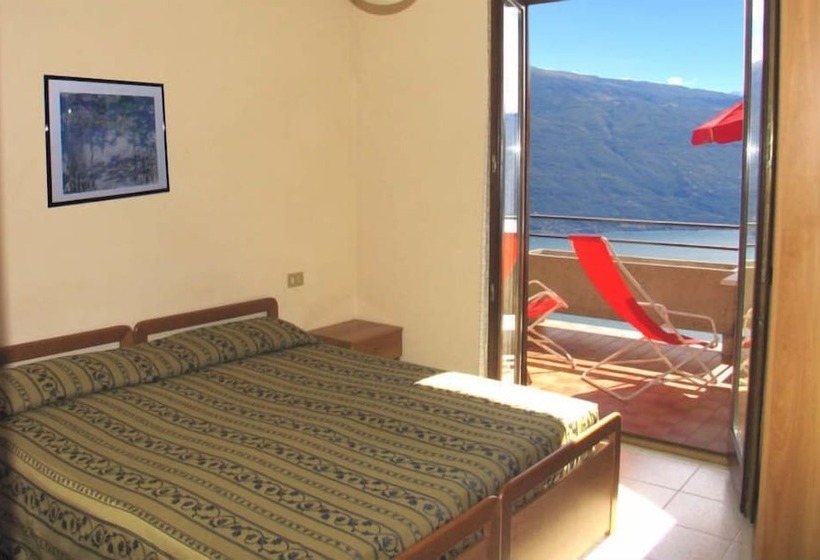 اتاق استاندارد با چشم‌انداز دریاچه, Residence La Rotonda