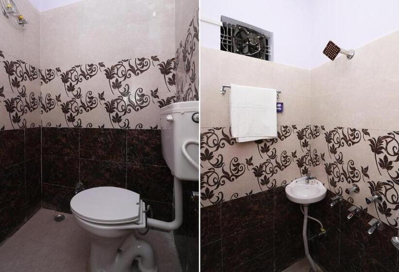 Трехместный Номер Классика, Oyo 30897 Shri Shyam Lawn & Resort