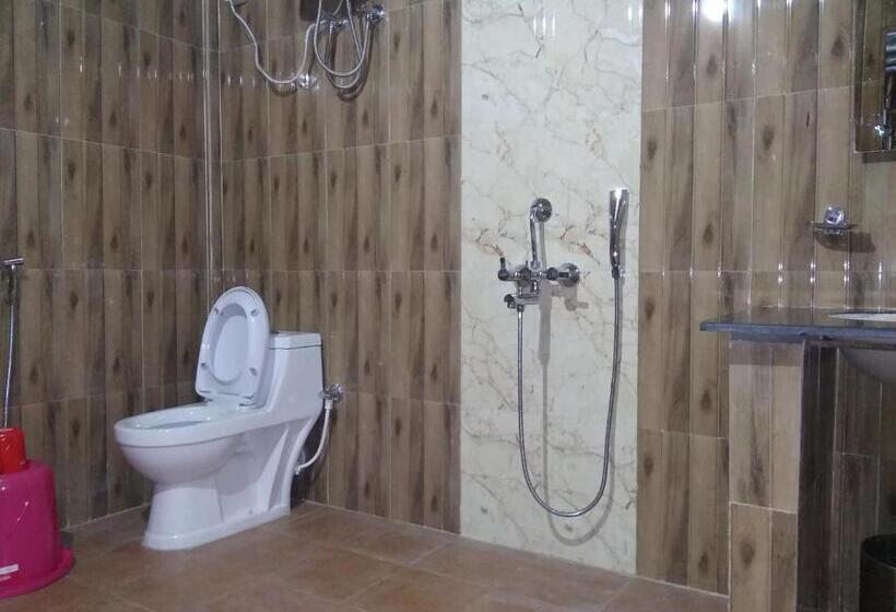 豪华房间, N R Resort Kaziranga