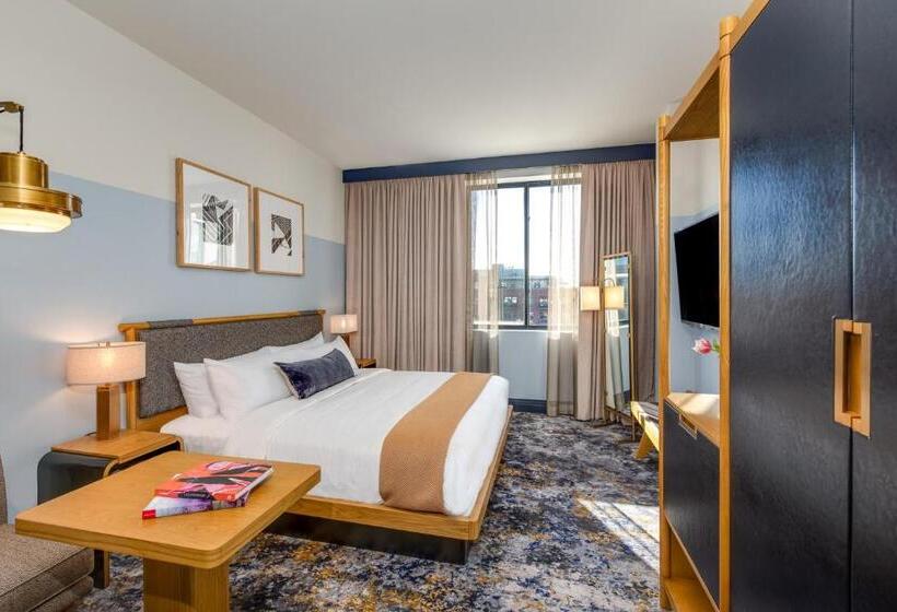 Номер Deluxe Кровать Кинг, Clayton Hotel & Members Club