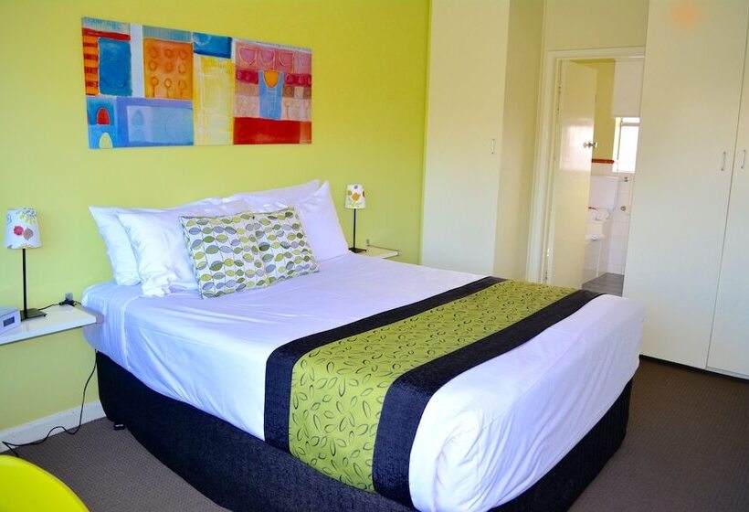 Апартаменты 1 Спальня, Birches Serviced Apartments