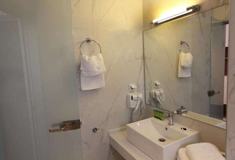 سوییت جونیور با چشم‌انداز دریا, Cretan Beach Resort   Adults Only