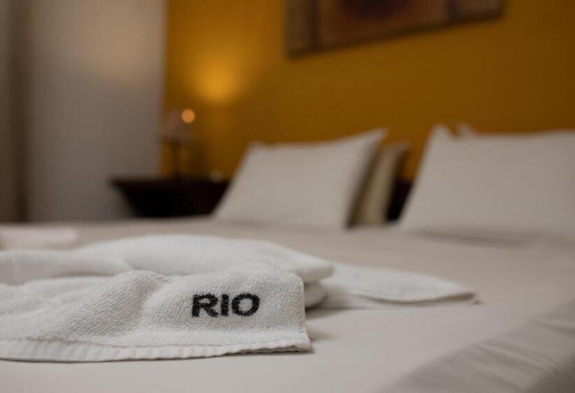 Трехместный Номер Стандарт с Балконом, Pousada Do Rio Barreirinhas