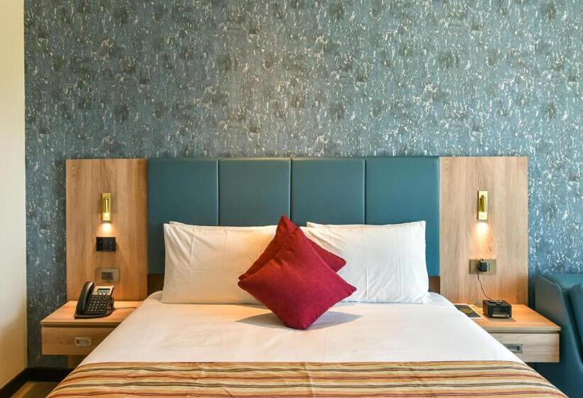 اتاق دلوکس با تخت کینگ و چشم‌انداز, Golden Tulip Zanzibar Airport Hotel & Spa